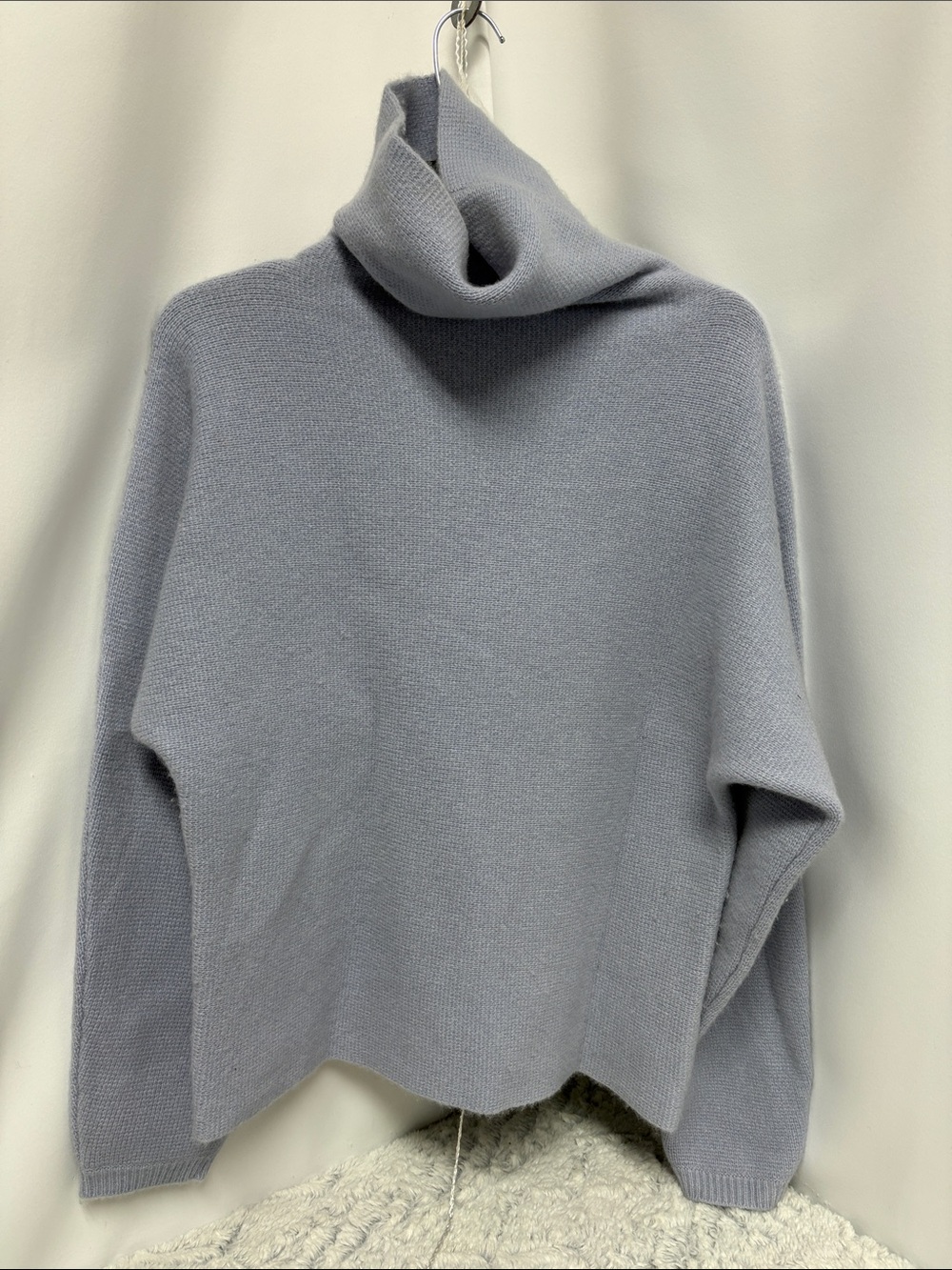 Babaton Cashmere Light Blue Cowl Neck Turtleneck Sweater Small